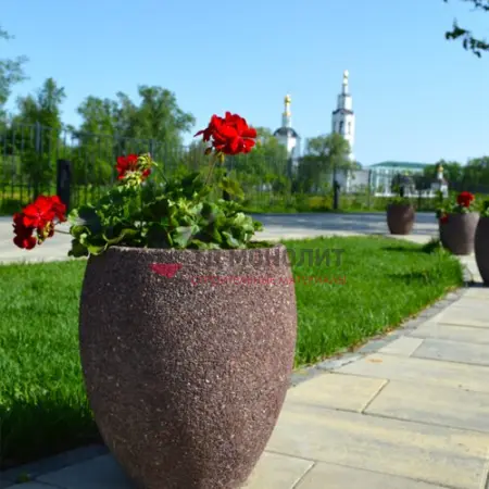 Вазон из бетона Florera, гравий пестрый