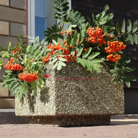 Вазон из бетона Blumen, гравий пестрый