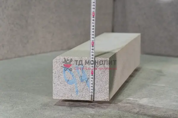 Гранитный бортовой камень ГП-6