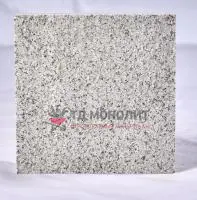 Термообработанная гранитная плита мощения 300х600х160
