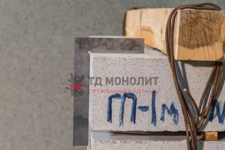 Гранитный бортовой камень ГП-1