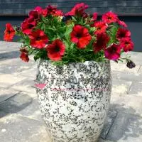 Вазон из бетона Verona, шахматка