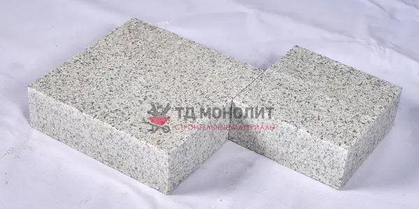 Полированная гранитная облицовочная плита 600х600х40