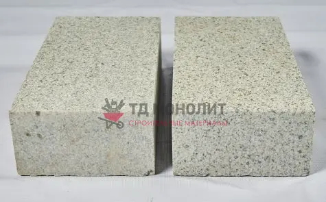 Термообработанная гранитная плита мощения 300х300х20