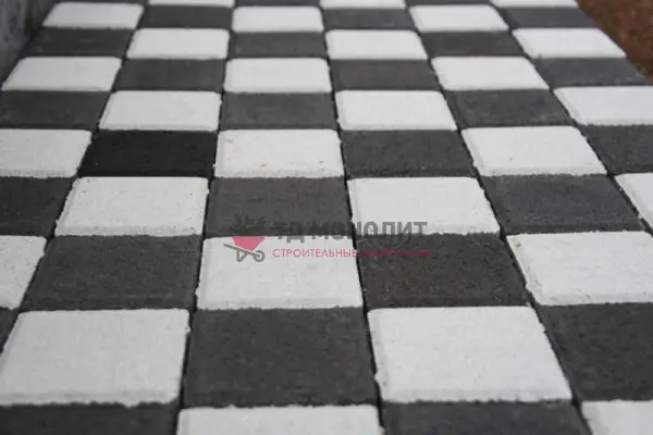 Тротуарная плитка 310х310х42 Черный