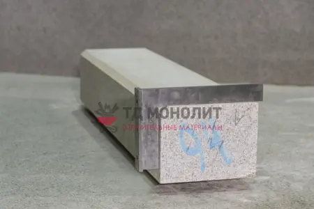 Гранитный бортовой камень ГП-6