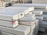 Гранитный бортовой камень ГП